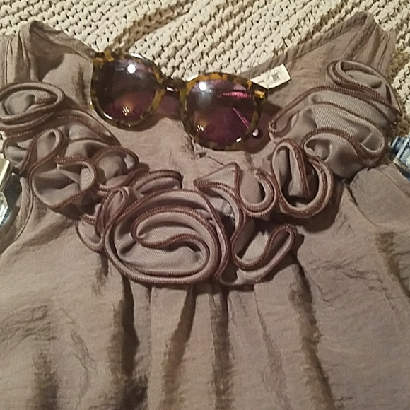 Peplum top - Picture 2 of 2